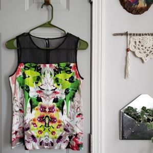 Mesh mirror image tank